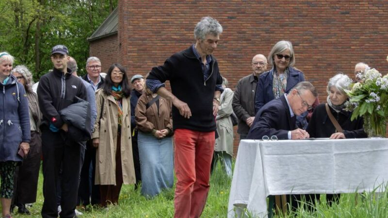 Hombroich Stiftung in Neuss: Schenkung sichert Kunstensemble in einer Kirkeby-Kapelle