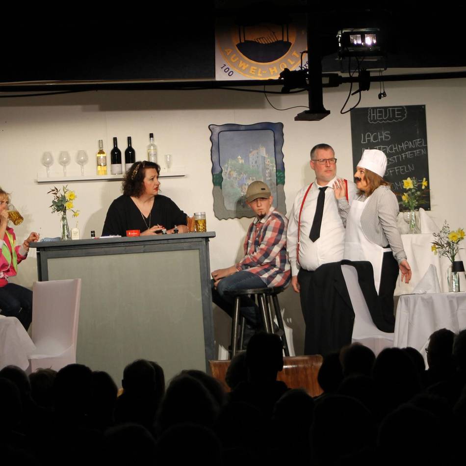 Schwungvolles Theaterstück: Theaterverein Oeconomia sorgt für Auszeit im Alltag