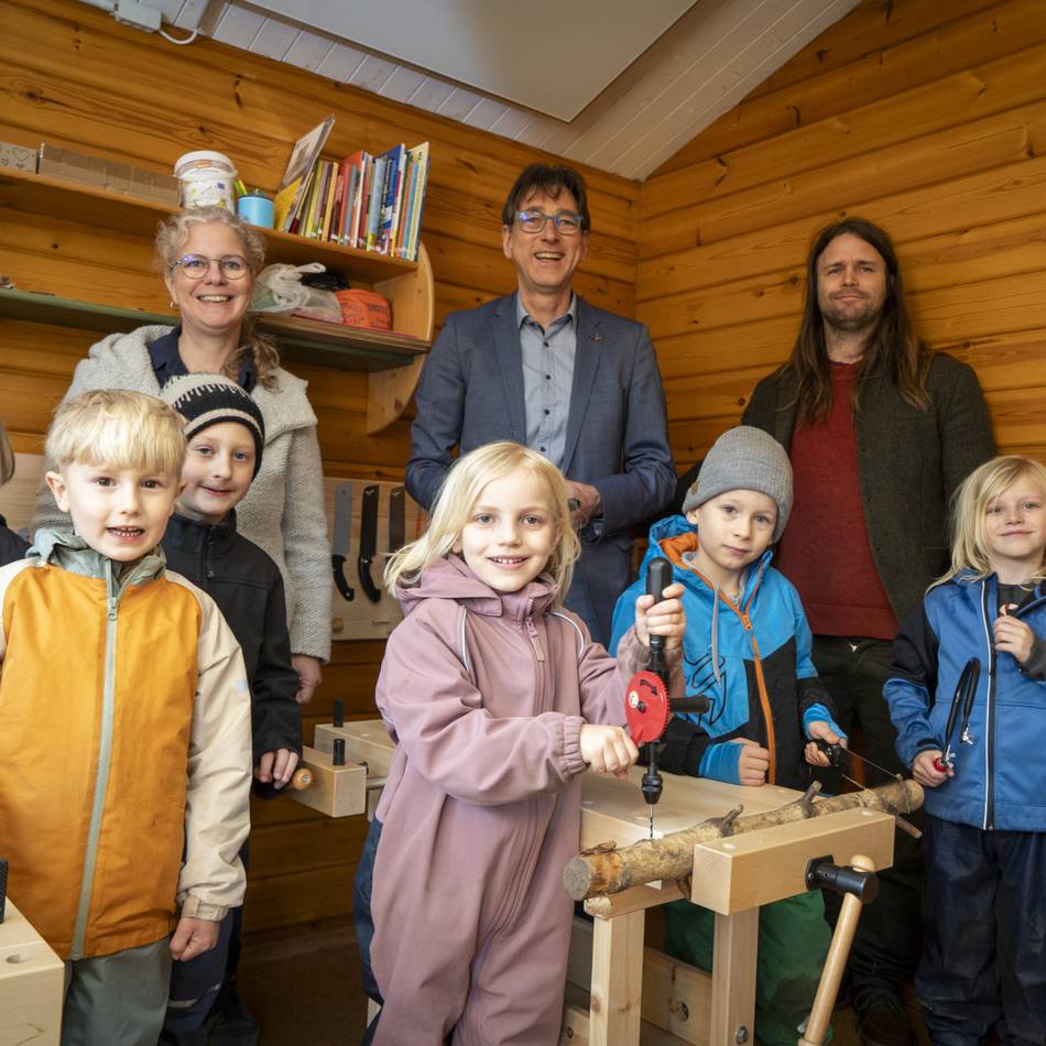 Neue Ausstattung für Gelderner Kita: Waldorfkindergarten bekommt Holzwerkstatt