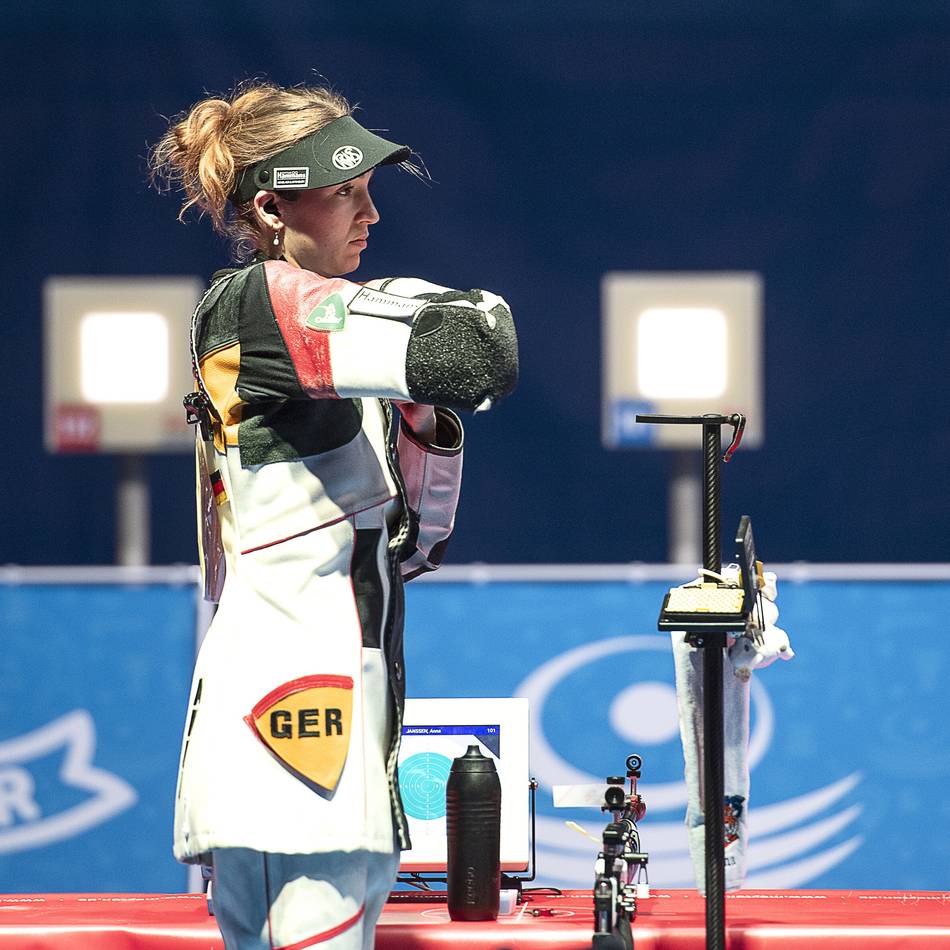 Die alte Bestmarke pulverisiert: Anna Janssen in Topform – jetzt hat der Kreis Kleve eine Weltrekordhalterin