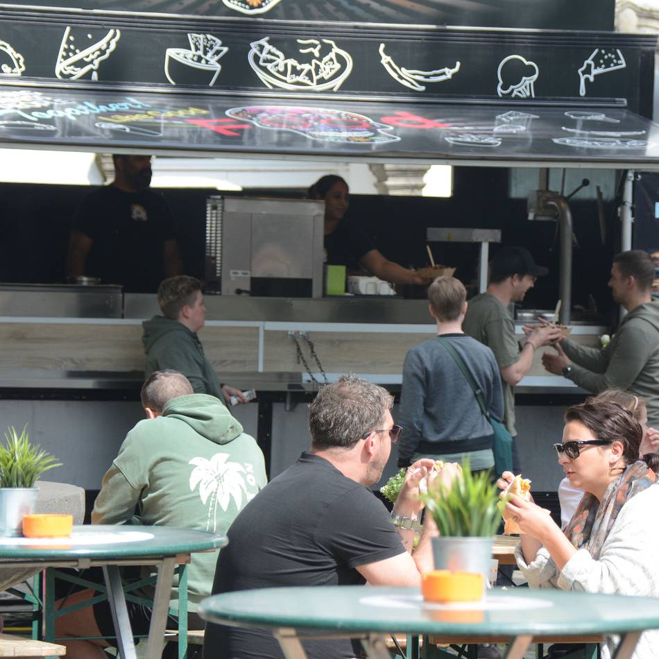 Streetfood, Musik und Schnuppertouren: Neuss Marketing bittet zur Eröffnungsparty