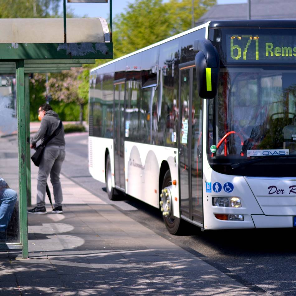 Beiräte in Radevormwald: Jugend und Senioren nehmen Busbahnhof unter die Lupe