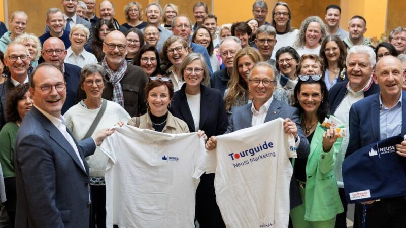 Führungen über die Landesgartenschau: Neuss Marketing rüstet Tourguides für den Sommer aus