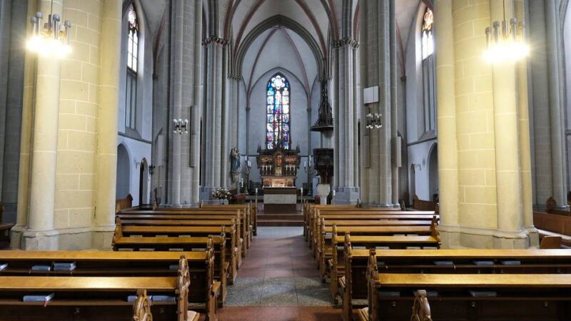 Zum Ratinger Stadtjubiläum: Führung zu den Schätzen in St. Peter und Paul
