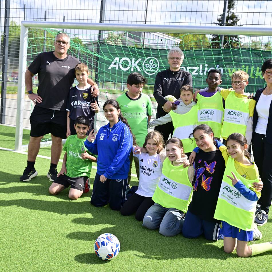 Sportliche Kinder in Mönchengladbach: Ex-Borussenstars bringen Schüler in Bewegung