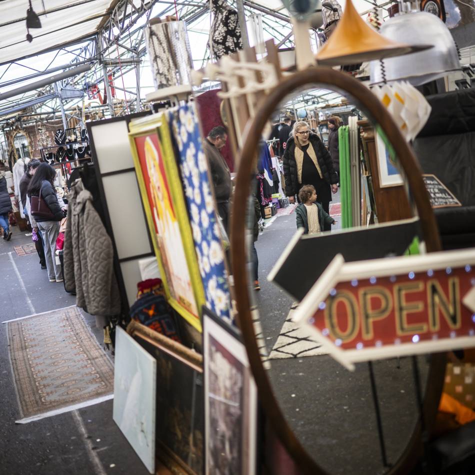 Trödeln in Düsseldorf: Von Vintage bis Vinyl – das sind die besten Flohmärkte der Stadt