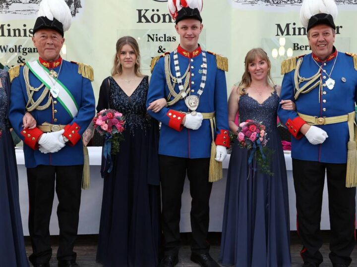 Brauchtum in Korschenbroich: Hubertus-Schützen feiern ihr 100-Jähriges