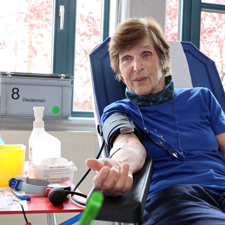 78-Jährige aus Mönchengladbach: Warum Inge Eichhorn seit über 40 Jahren zum Blutspenden geht