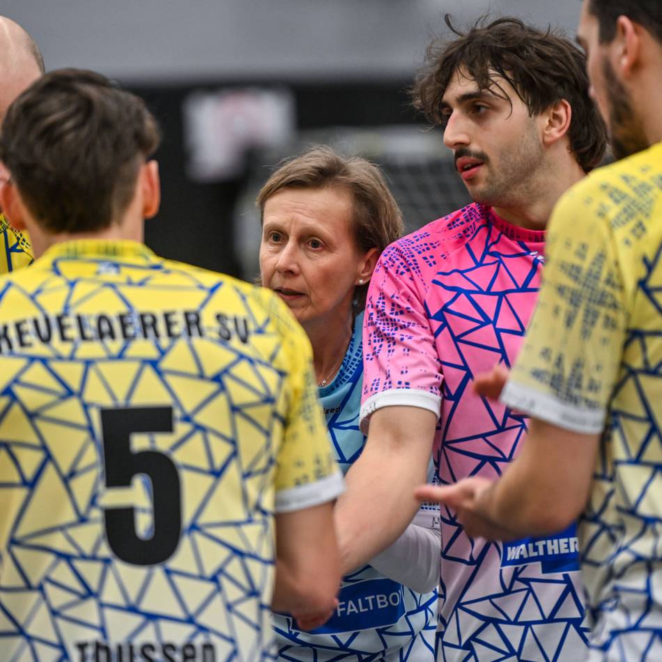 0:3 in Dortmund: Paradox – Kevelaerer SV jubelt nach einer Niederlage