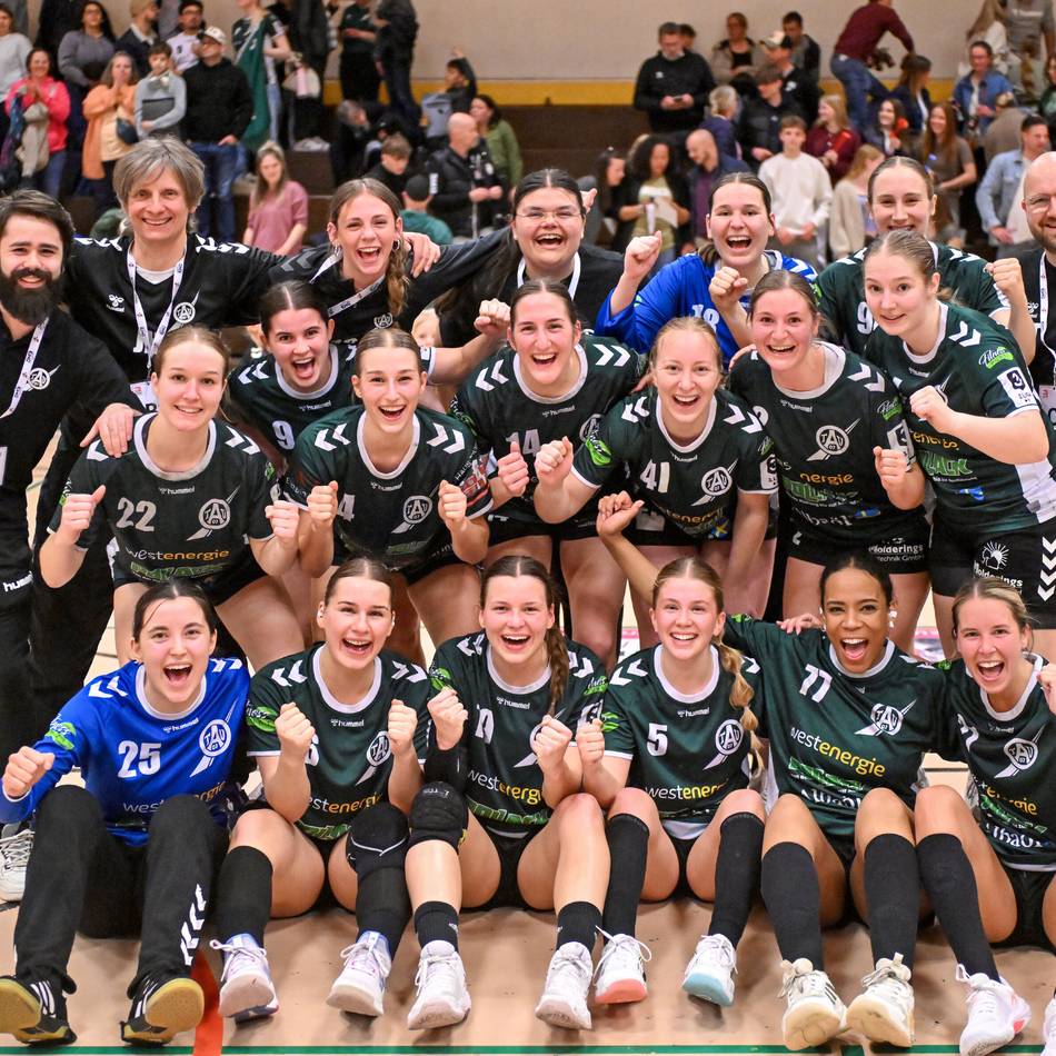 Großer Jubel in der Vogteihalle: Plötzlich glaubt der TV Aldekerk wieder an das Handball-Wunder