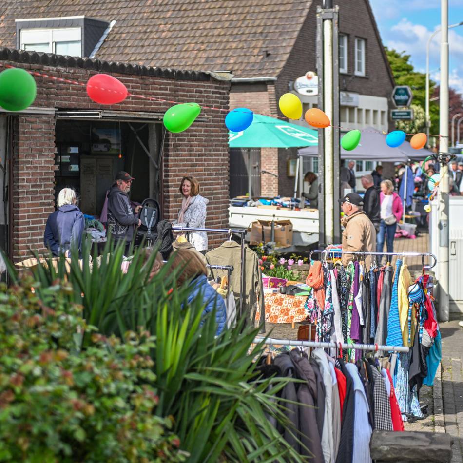 Großes Interesse am Oermter Hoftrödel: „Es ist für jeden etwas dabei“