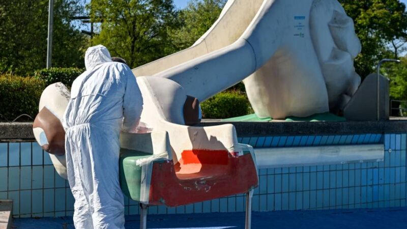 Technik veraltet: Freibad-Start in Grefrath ungewiss