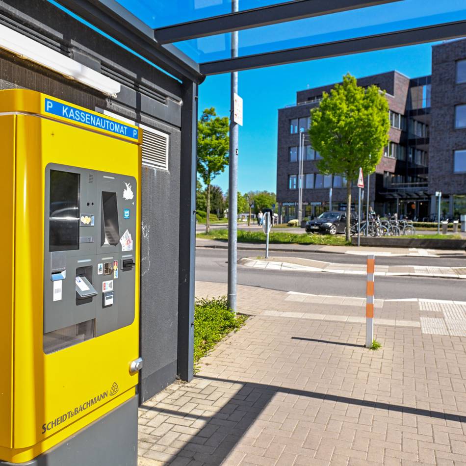 Stadtwerke erhöhen Parkgebühren: Preisschock für Langzeitparker am Gelderner Krankenhaus
