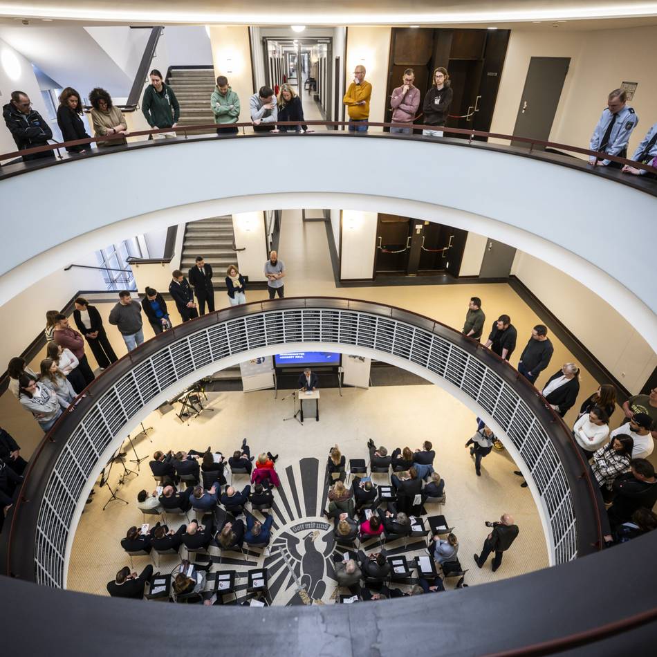 Einzug nach langer Sanierung: „Prachtstück“ – Polizeipräsidium in Düsseldorf nach elf Jahren Bauzeit eingeweiht