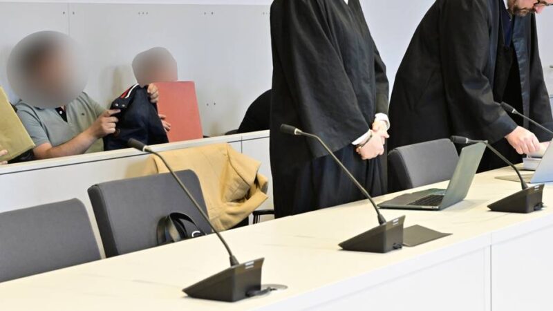 Prozess in Mönchengladbach: Bandenmäßiger Cannabis-Handel – Angeklagte schweigen weiter