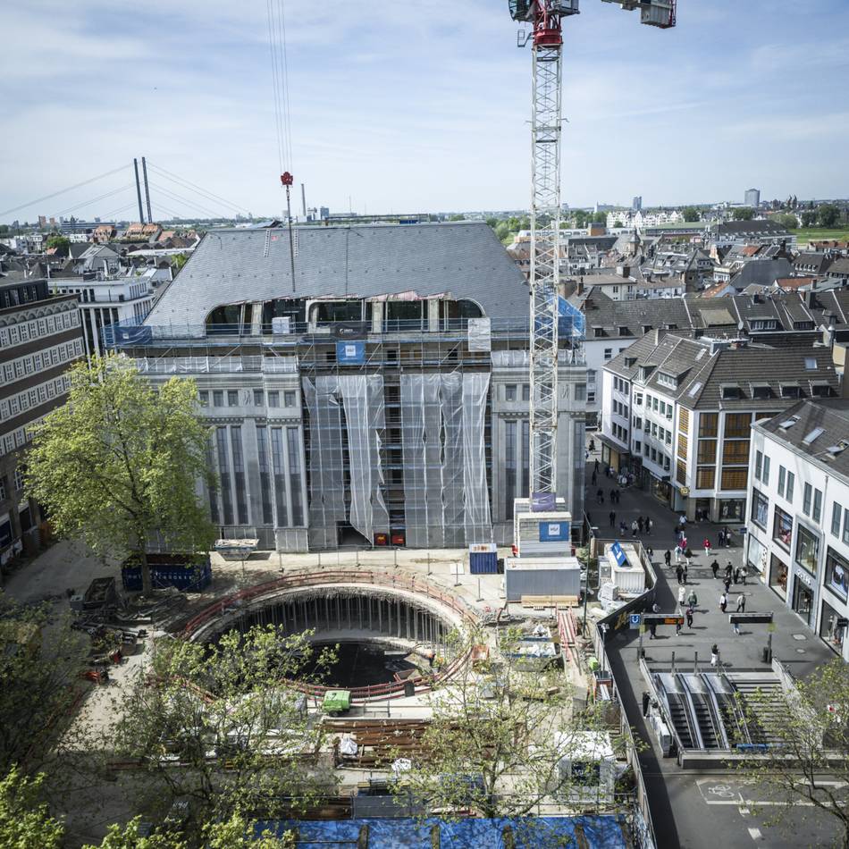 Kaufhaus in Düsseldorf: Carsch-Haus wird wohl doch kein KaDeWe – sondern steht offenbar zum Verkauf