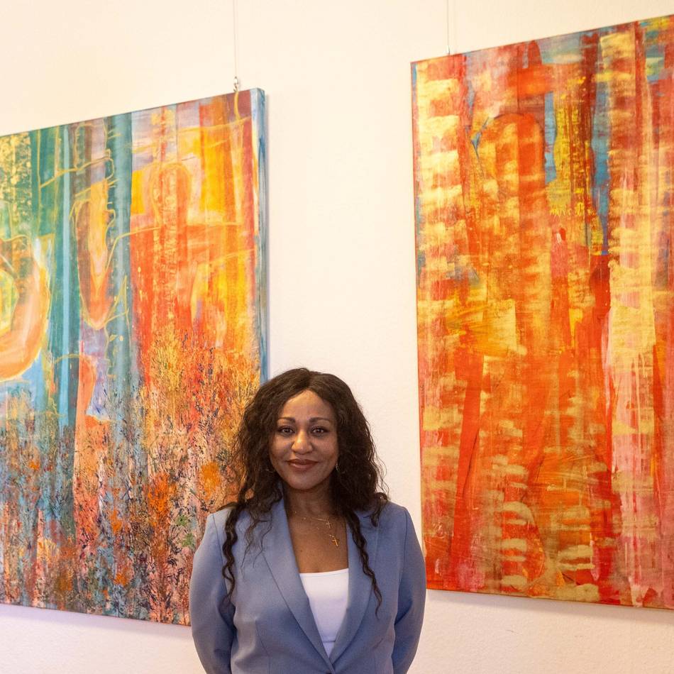 Von Eritrea über Rom nach Krefeld: In Adiam Hailesillassies Bildern atmet die Wüste