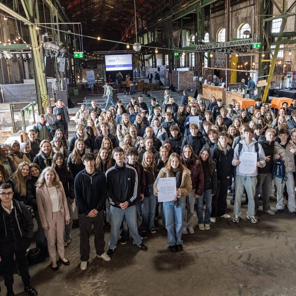 Zum Thema „Wasser ohne Grenze“: Schulen aus dem Kreis Kleve siegen beim Euregionalen Schulwettbewerb