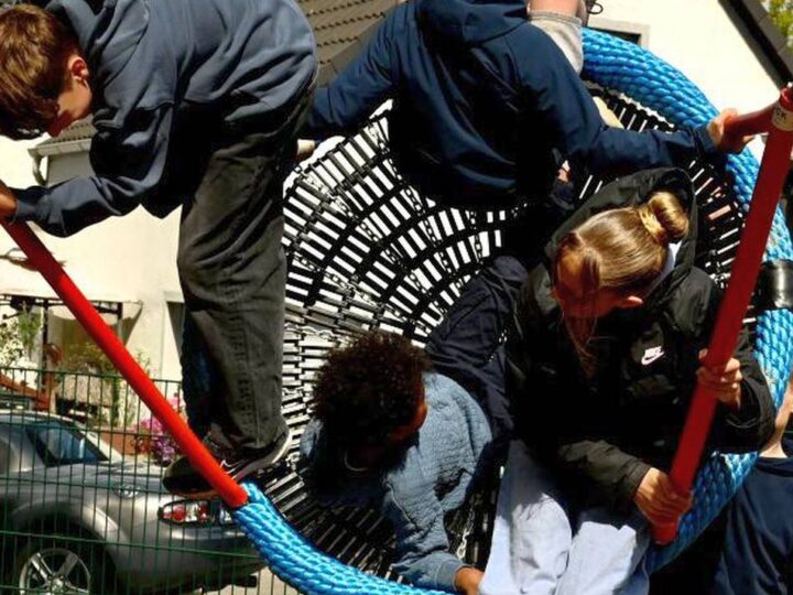 Kirchengemeinde St. Reinoldi feiert: Neuer Spielplatz in Aufderhöhe