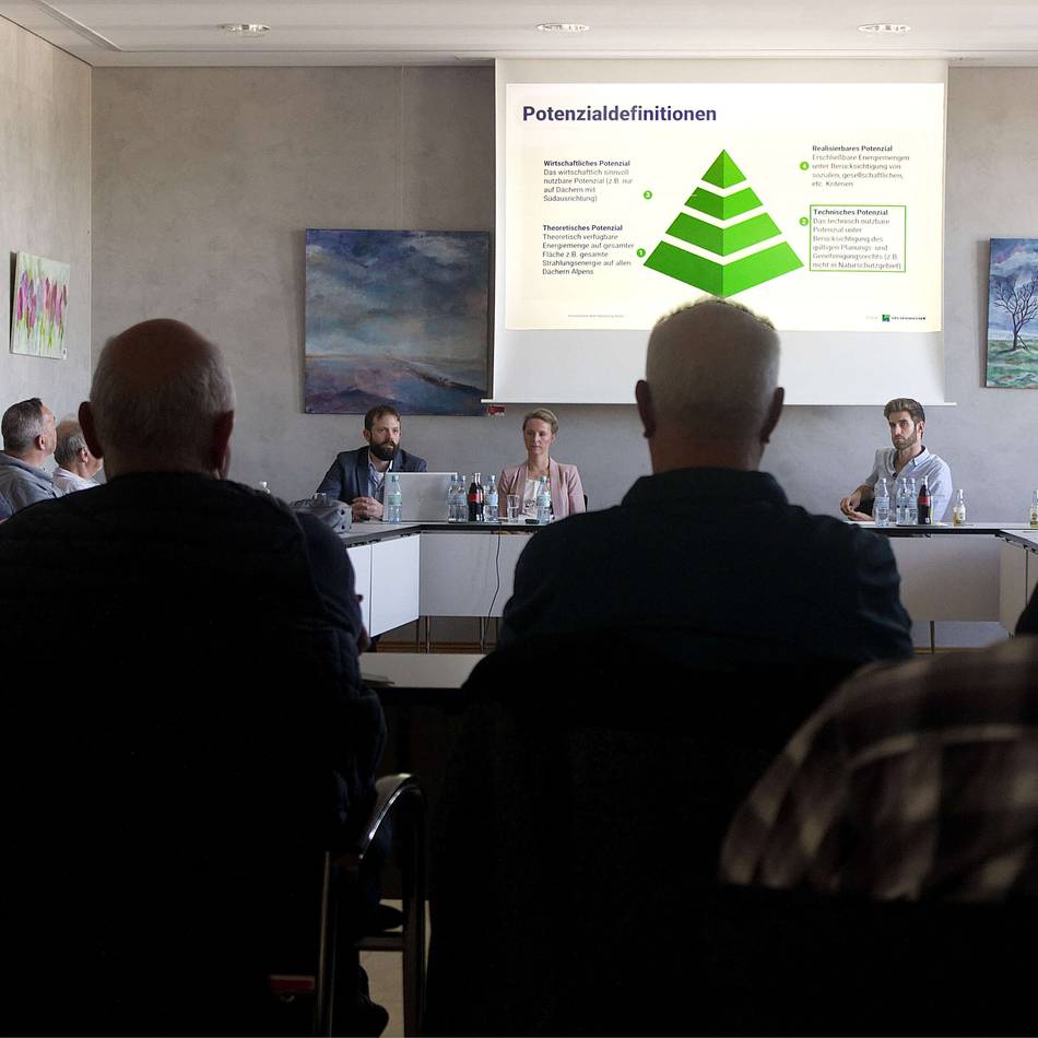 Information im Rathaus Alpen: Mit neuer Wärmeplanung fit für die Zukunft