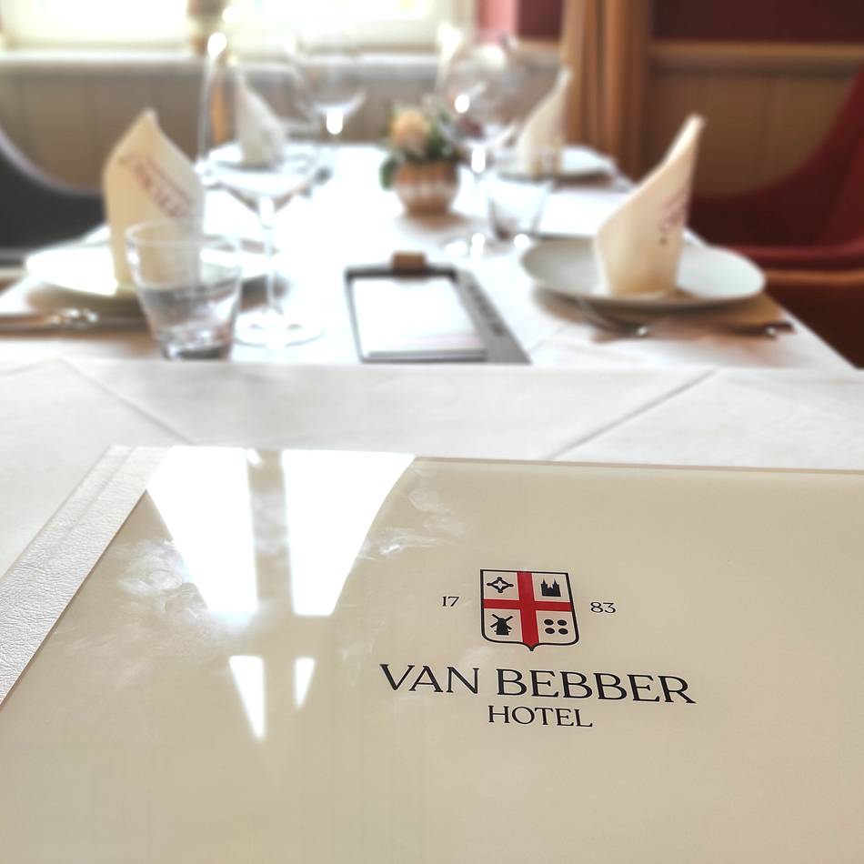 Ab Restaurantrechnung über 185 Euro: Reaktion auf hohe Spritpreise – Xantener Hotel schenkt Gästen Tankgutschein