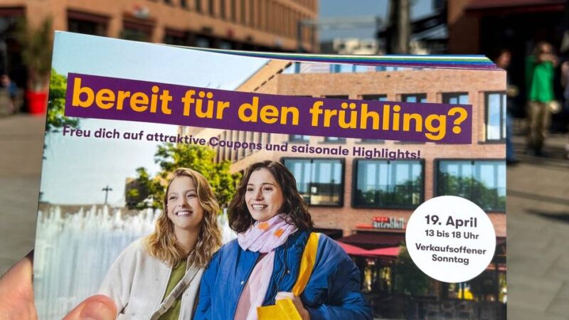 Coupon-Heft ist zurück: Monheimer Innenstadt wirbt mit rund 100 Gutscheinen