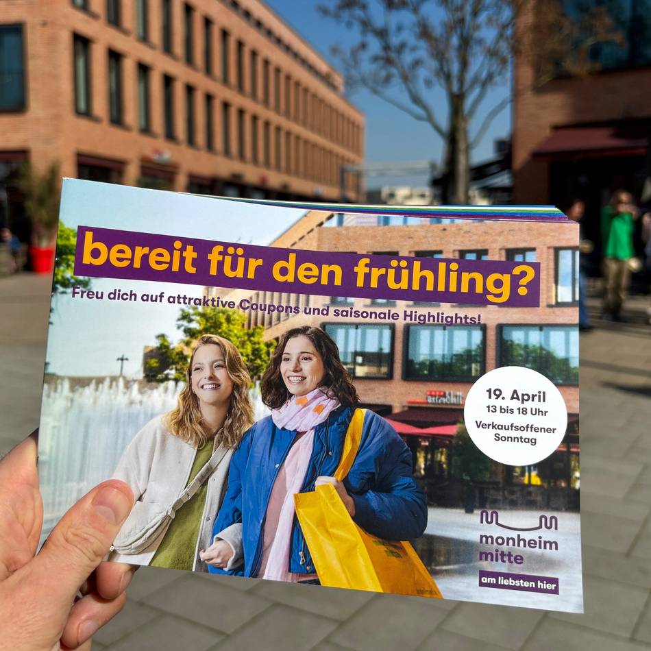 Coupon-Heft ist zurück: Monheimer Innenstadt wirbt mit rund 100 Gutscheinen