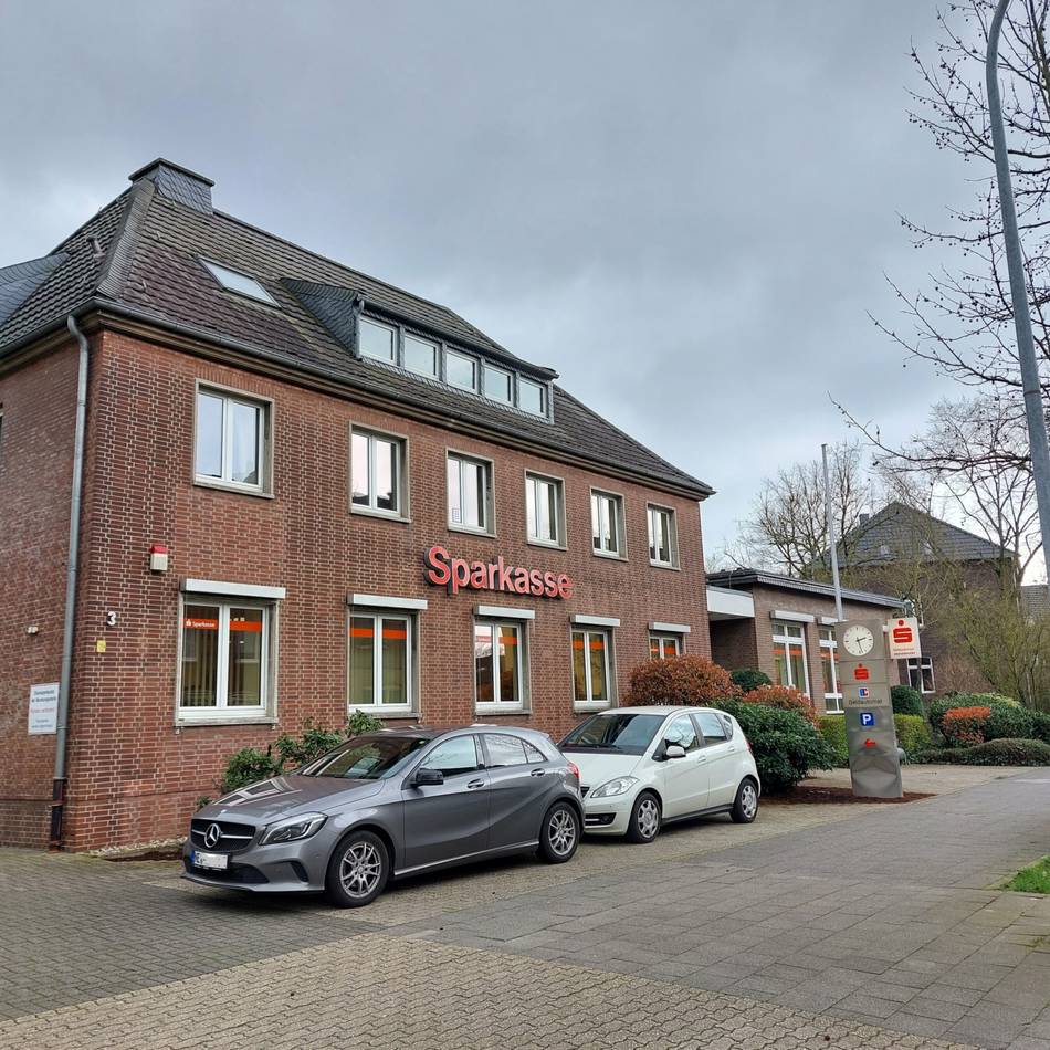 Sparkasse Neuss in Meerbusch: „Filial-Schließungen gehören nicht zur Strategie“