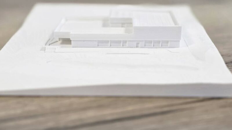 Vertrag zwischen Stadt Hückeswagen und Pellikaan: In einem Jahr startet Neubau des Hallenbads