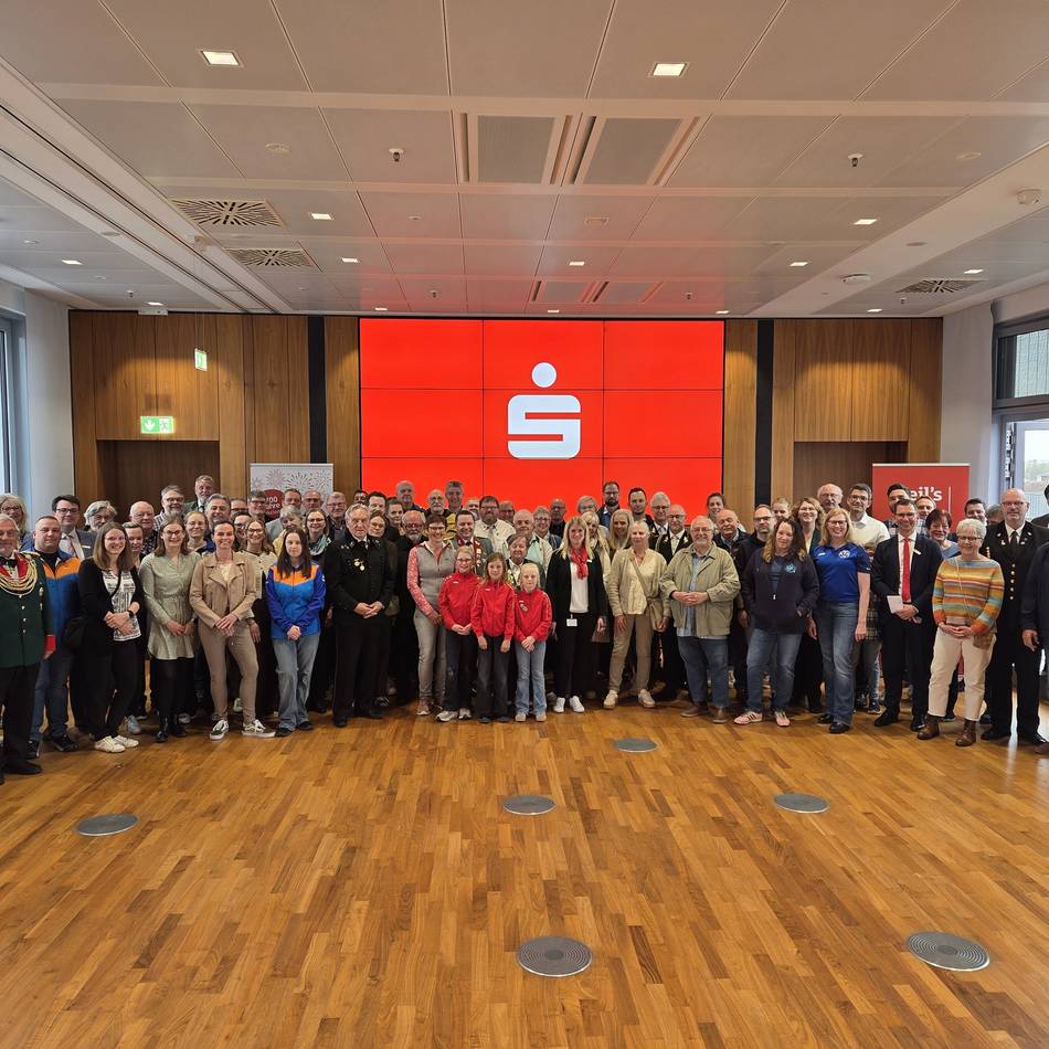 Mit 273.000 Euro: Kreissparkasse Heinsberg fördert Vereine