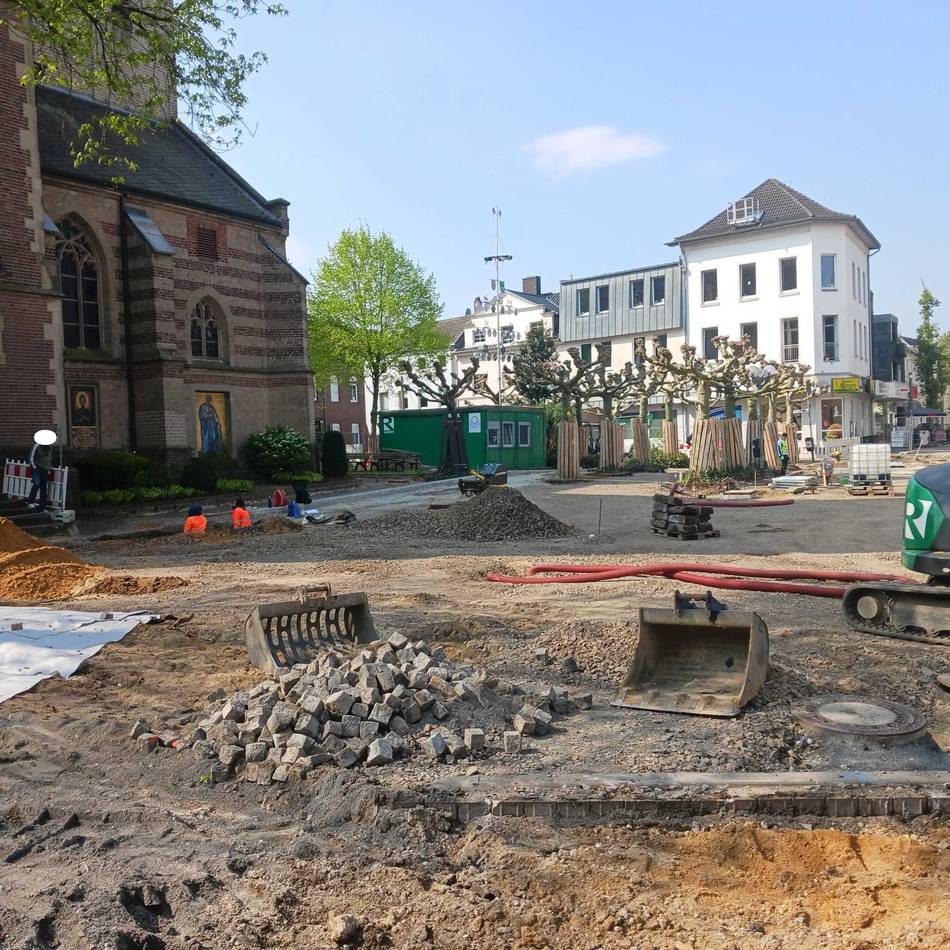 Schaurige Entdeckung in Mönchengladbach: Knochen bei Grabungen in Rheindahlen gefunden