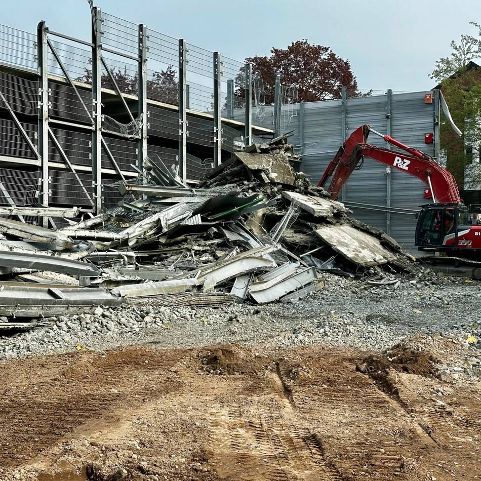 Abriss in Mönchengladbach hat begonnen: 44 neue Mietwohnungen statt Parkhaus-Flop