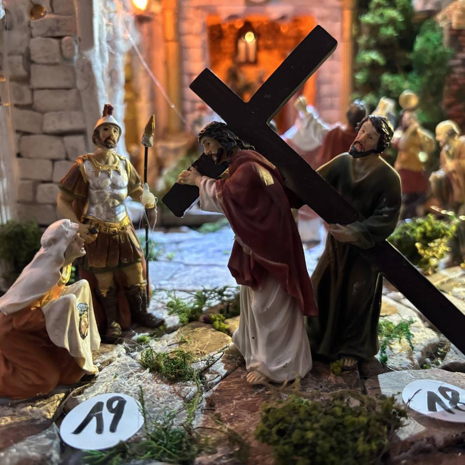 Miniatur-Jerusalem in Düsseldorf: Sehenswert zu Ostern: Neue Passionskrippe in Fleher Kirche ausgestellt