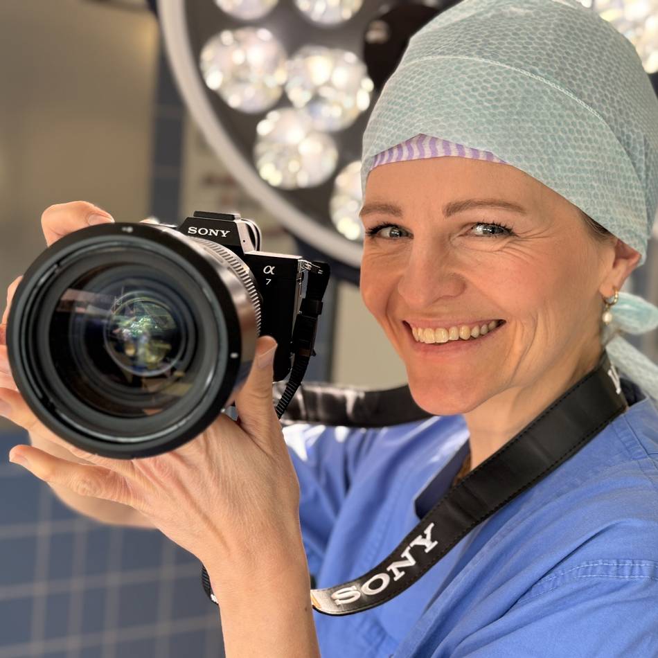 Kaiserschnitt-Fotografie in Geldern: OP-Schwester hält den Moment der Geburt fest – „Der Moment ist einfach unbezahlbar