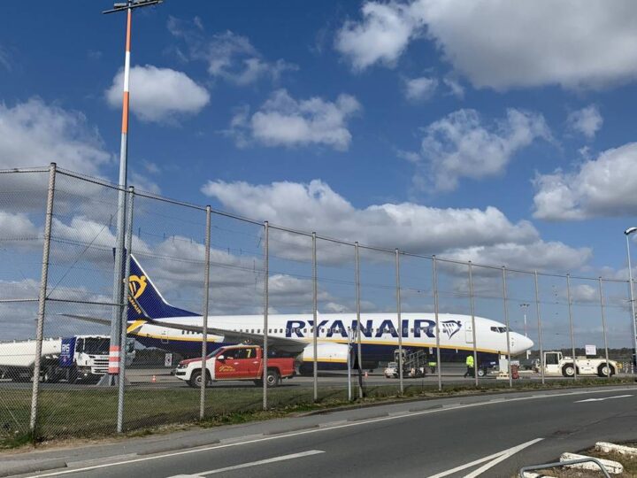 Festnahme in Weeze: Teurer Flug nach Agadir – Niederländer muss 3500 Euro zahlen