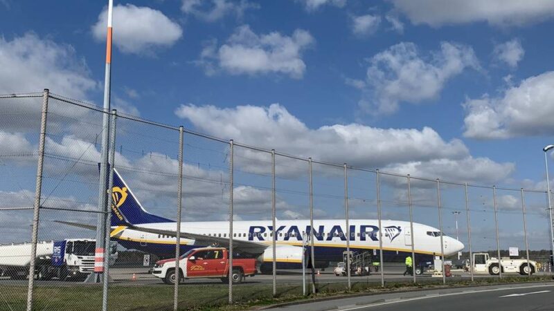 Festnahme in Weeze: Teurer Flug nach Agadir – Niederländer muss 3500 Euro zahlen