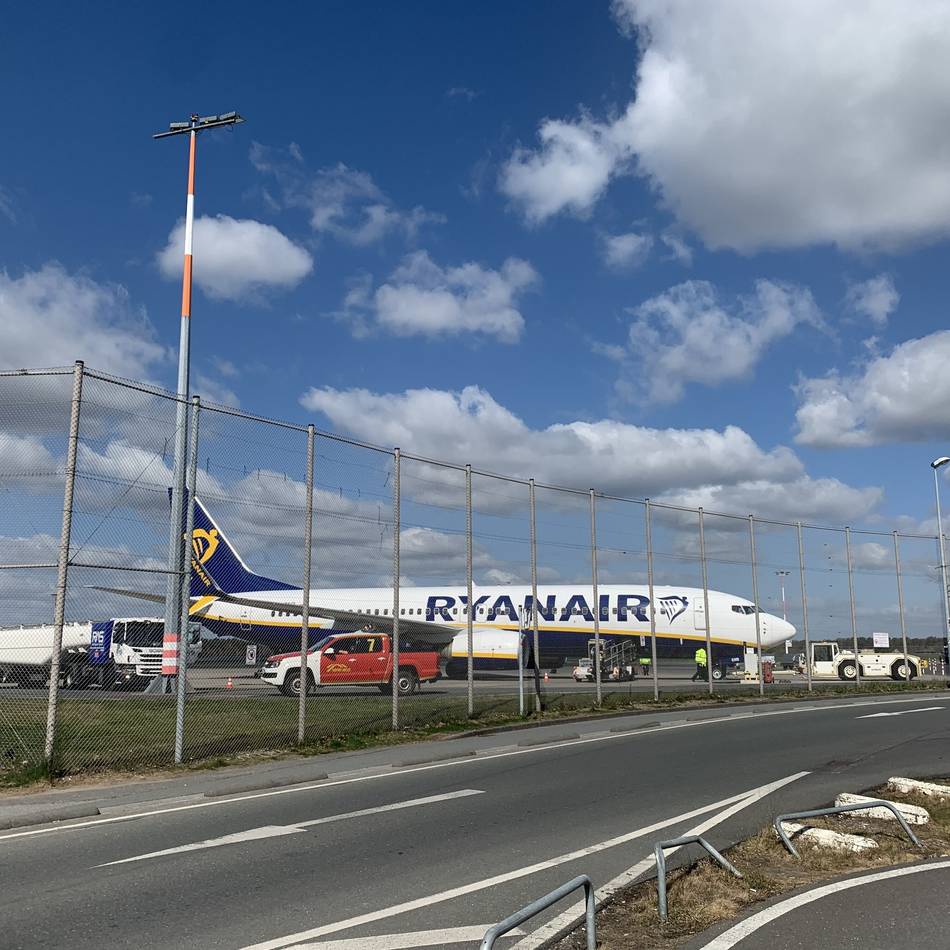 Festnahme in Weeze: Teurer Flug nach Agadir – Niederländer muss 3500 Euro zahlen