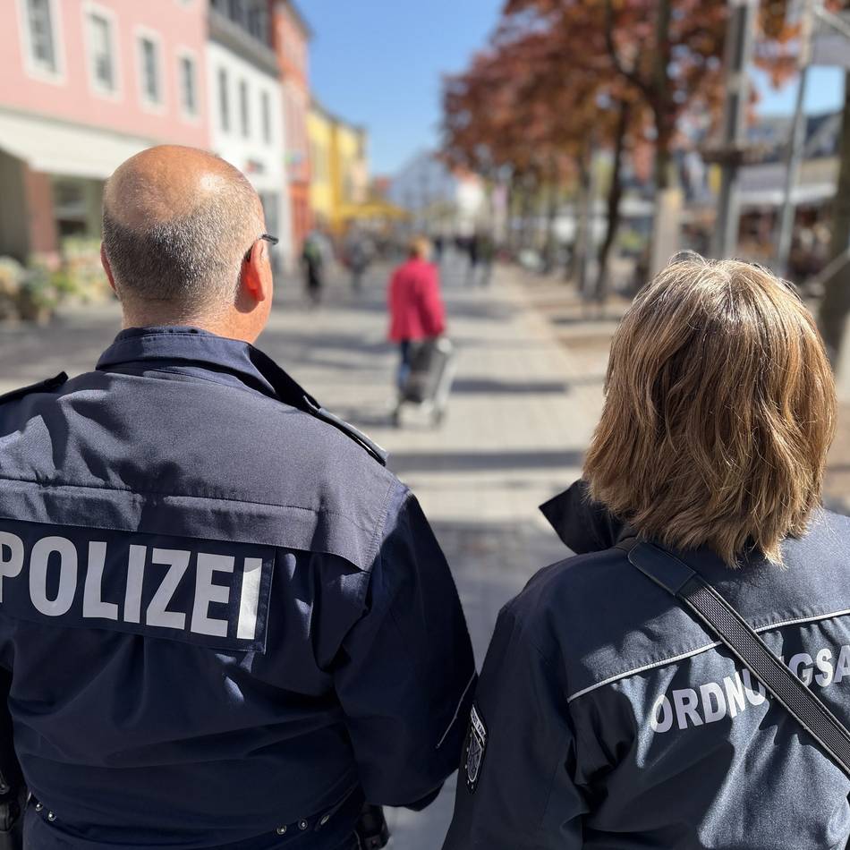 Verwarnungsgelder verhängt: Polizei erwischt Radfahrer in Xantens Fußgängerzone