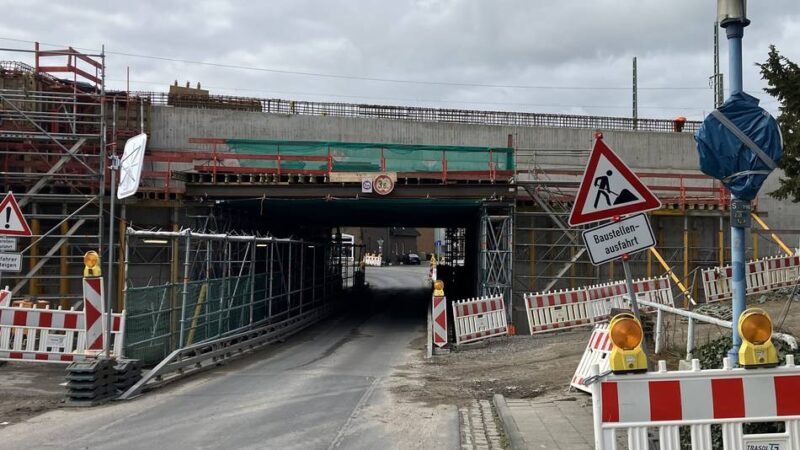 Ab 4. Mai: Bahnunterführungen in Friedrichsfeld gesperrt – das sind die Folgen