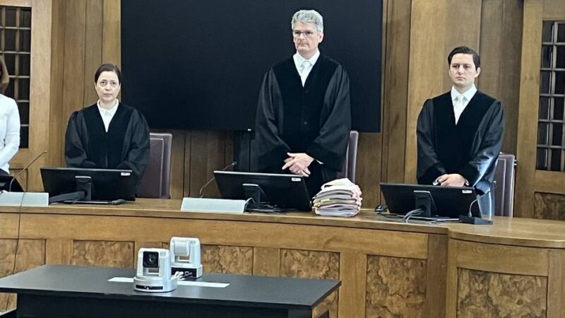 Prozess um Mord in Voerde: „Mein Mandant hat gelitten, und alle diese Menschen tragen Schuld“