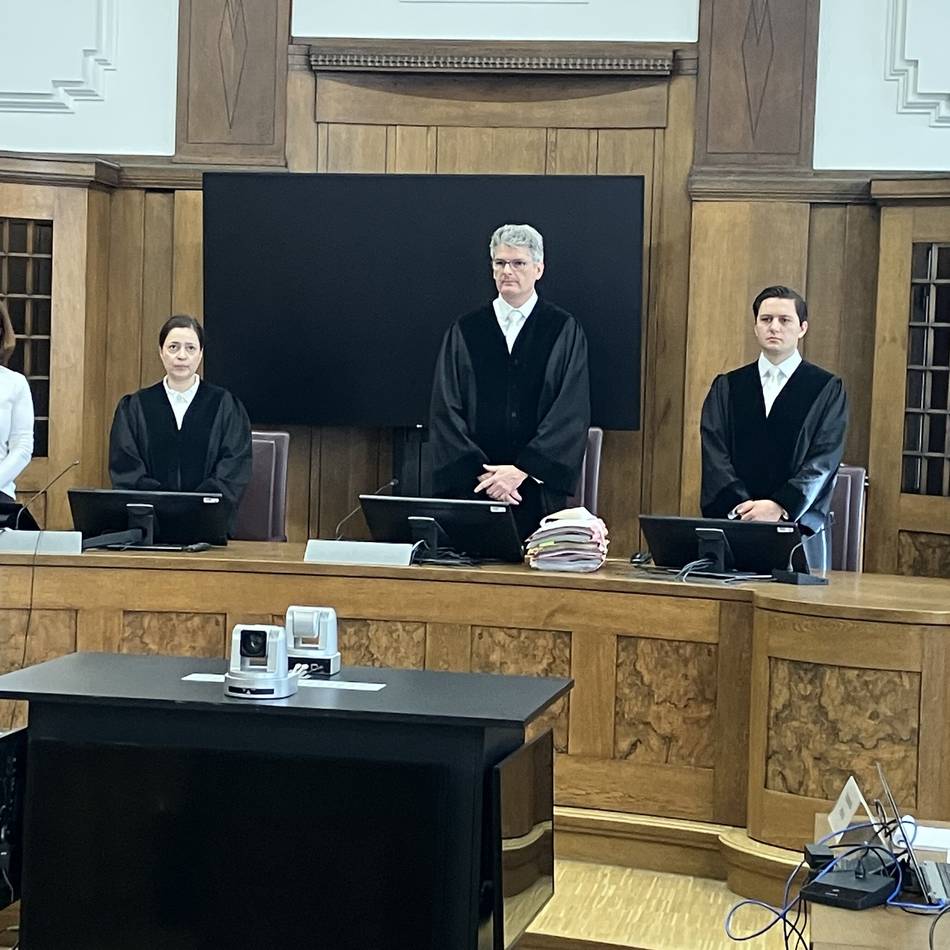 Prozess um Mord in Voerde: „Mein Mandant hat gelitten, und alle diese Menschen tragen Schuld“
