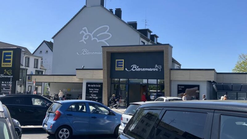 Augustastraße in Dinslaken: Edeka Bienemann neu eröffnet – „Neue Luft zum Atmen“
