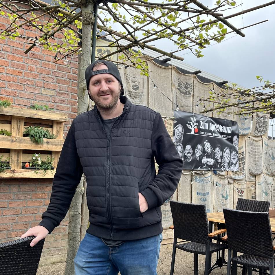 Traditionsgaststätte in Kalkar: Der „Apfelbaum“ hat jetzt einen Pächter aus dem Dorf