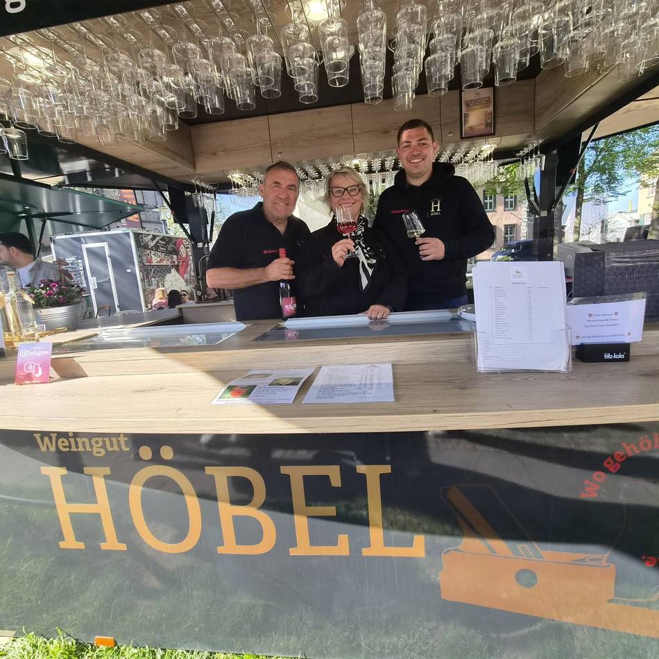 Weinfest auf dem Freithof in Neuss: „Die Leute probieren gerne und sind offen für Neues“