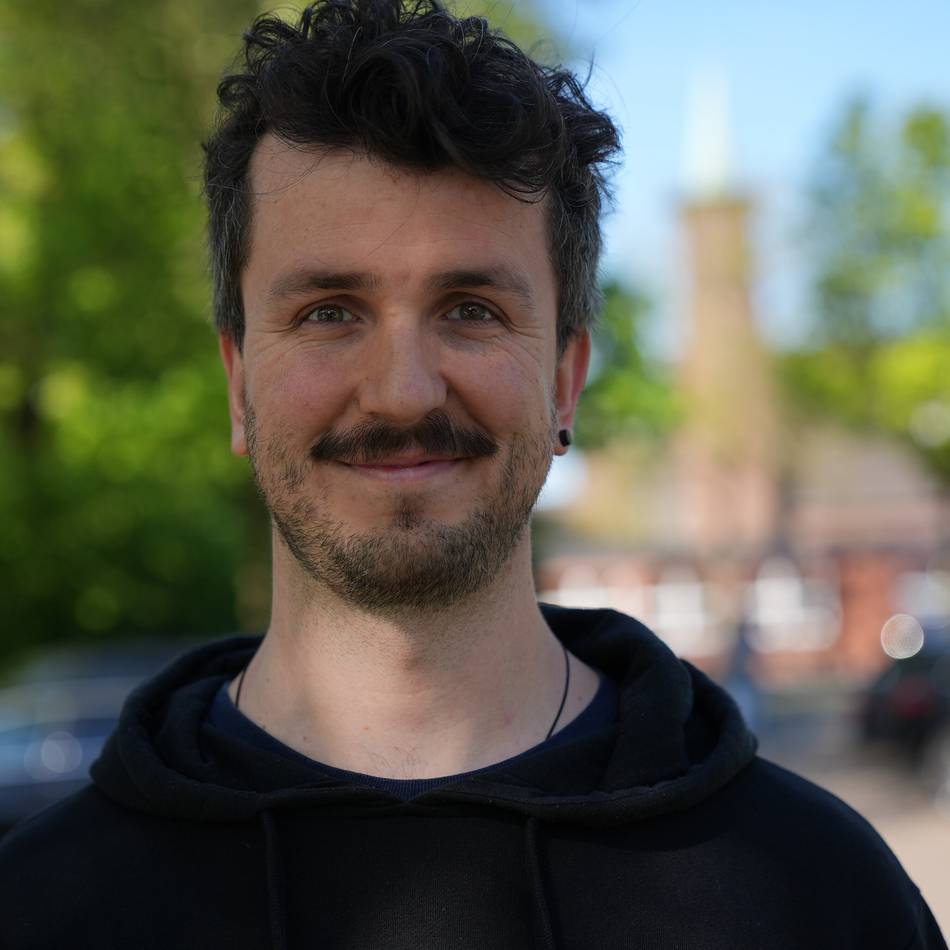 Neuer Pfarrer n Moers: „Jeder Mensch ist ein Geschöpf Gottes, wichtig und liebenswert“