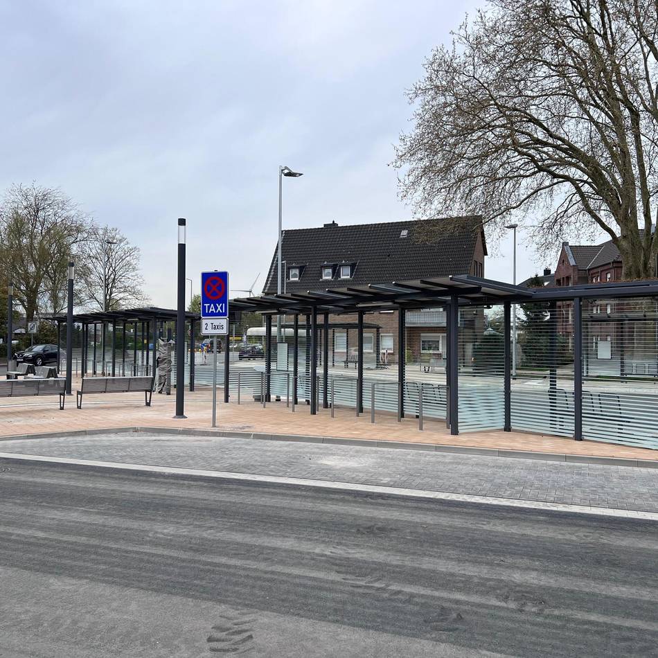 Erste Busse halten am 13. April: Busbahnhof wächst um das Dreifache