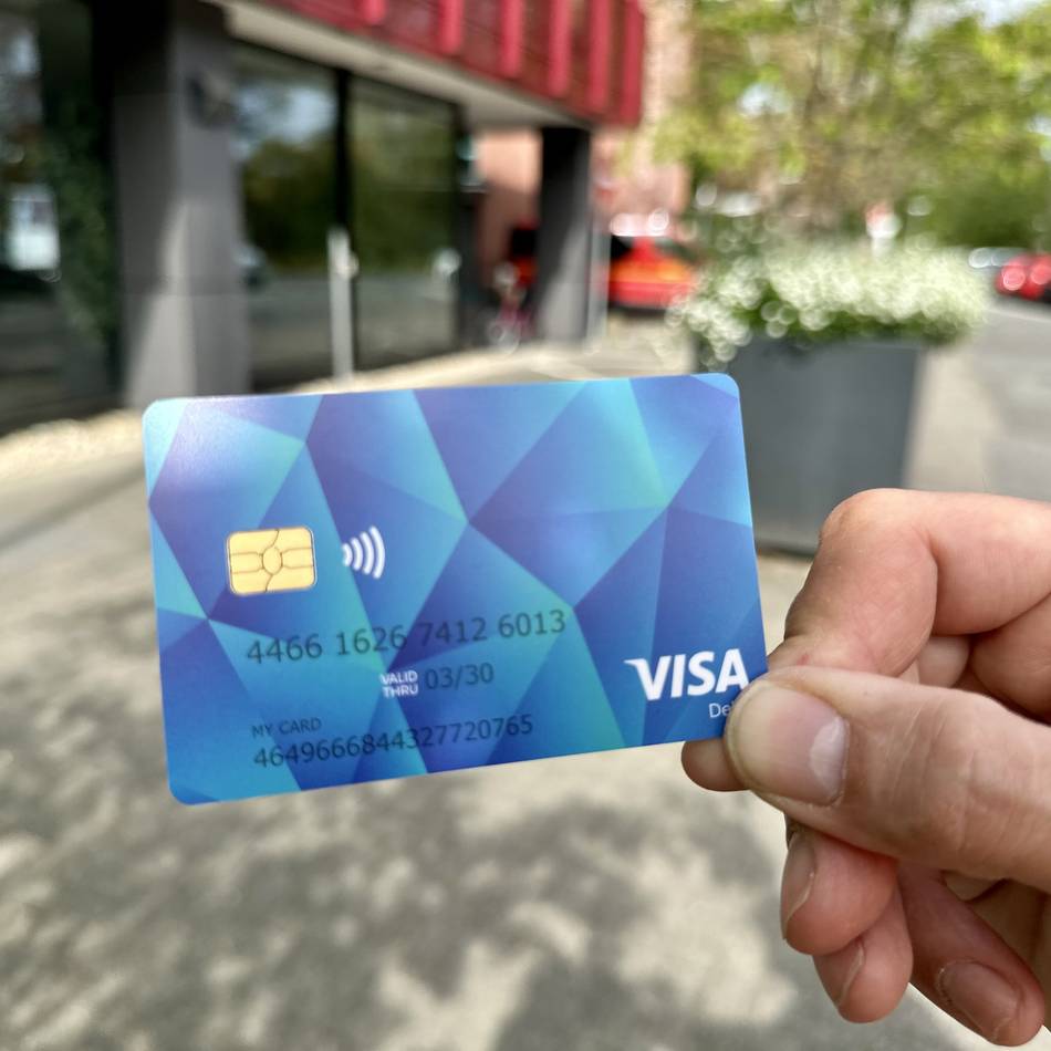 Erfahrungen mit der „Social Card“: Geldern testet Bezahlkarte für Geflüchtete