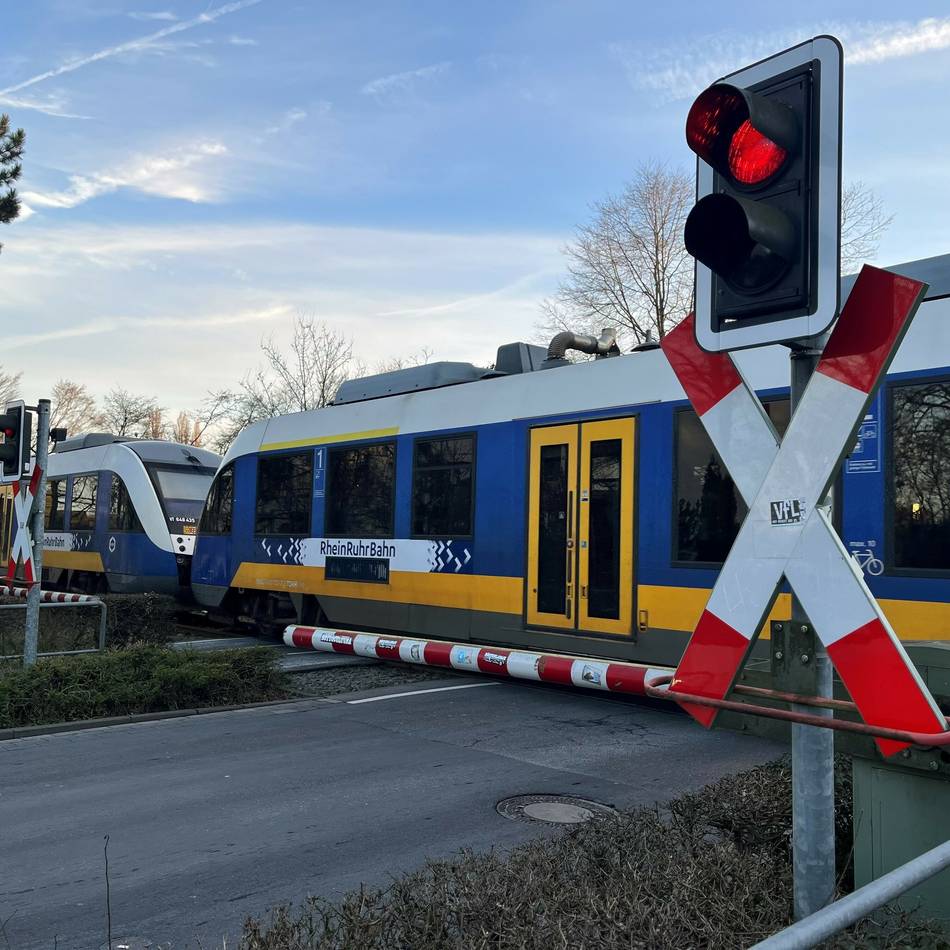 Technischer Defekt: Bahnübergang in Xanten stundenlang gesperrt