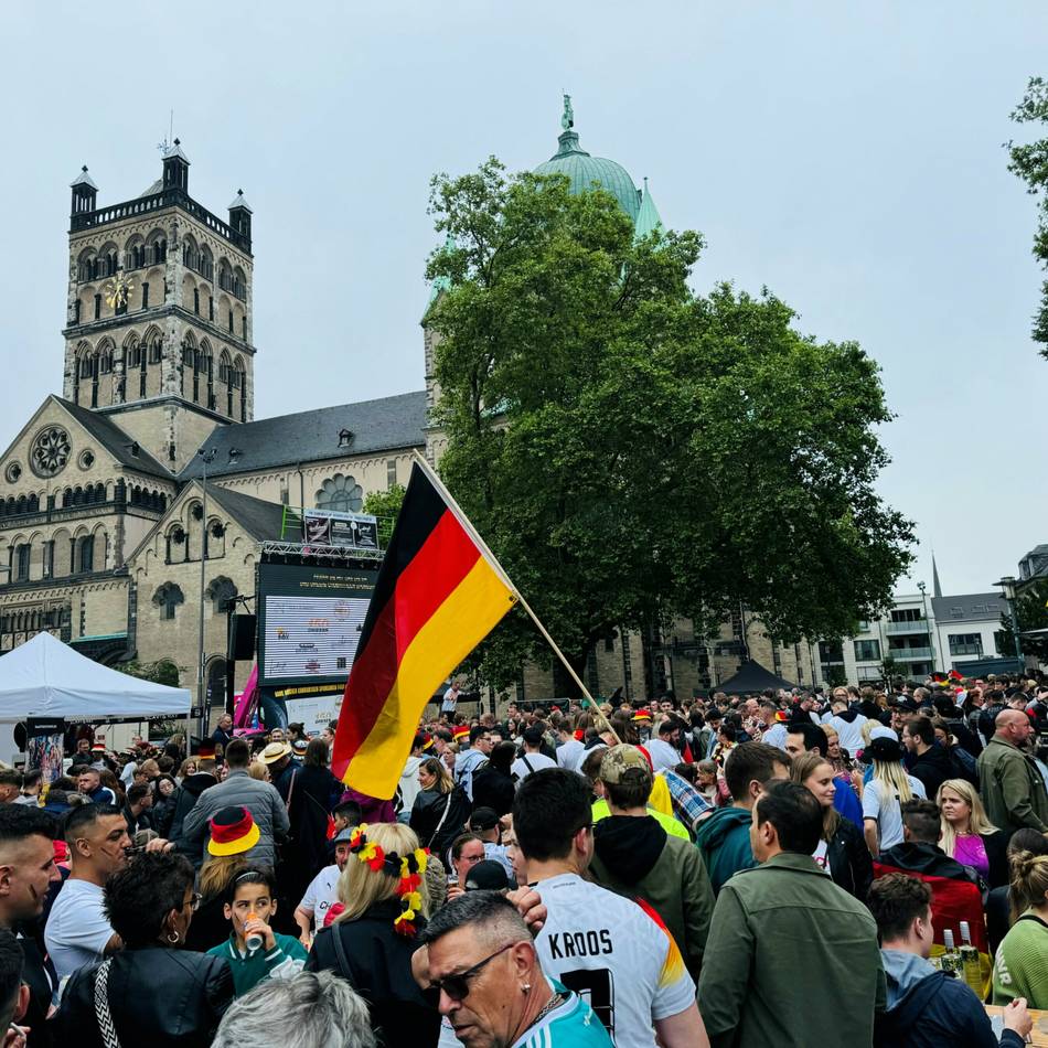 Großes Public Viewing geplant: Neuss bekommt eine WM-Arena
