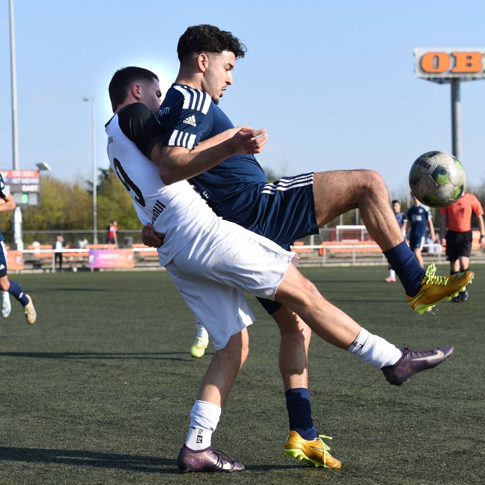 Torjäger in Unterrath: Bus‘ Weg soll schnell in die Oberliga führen
